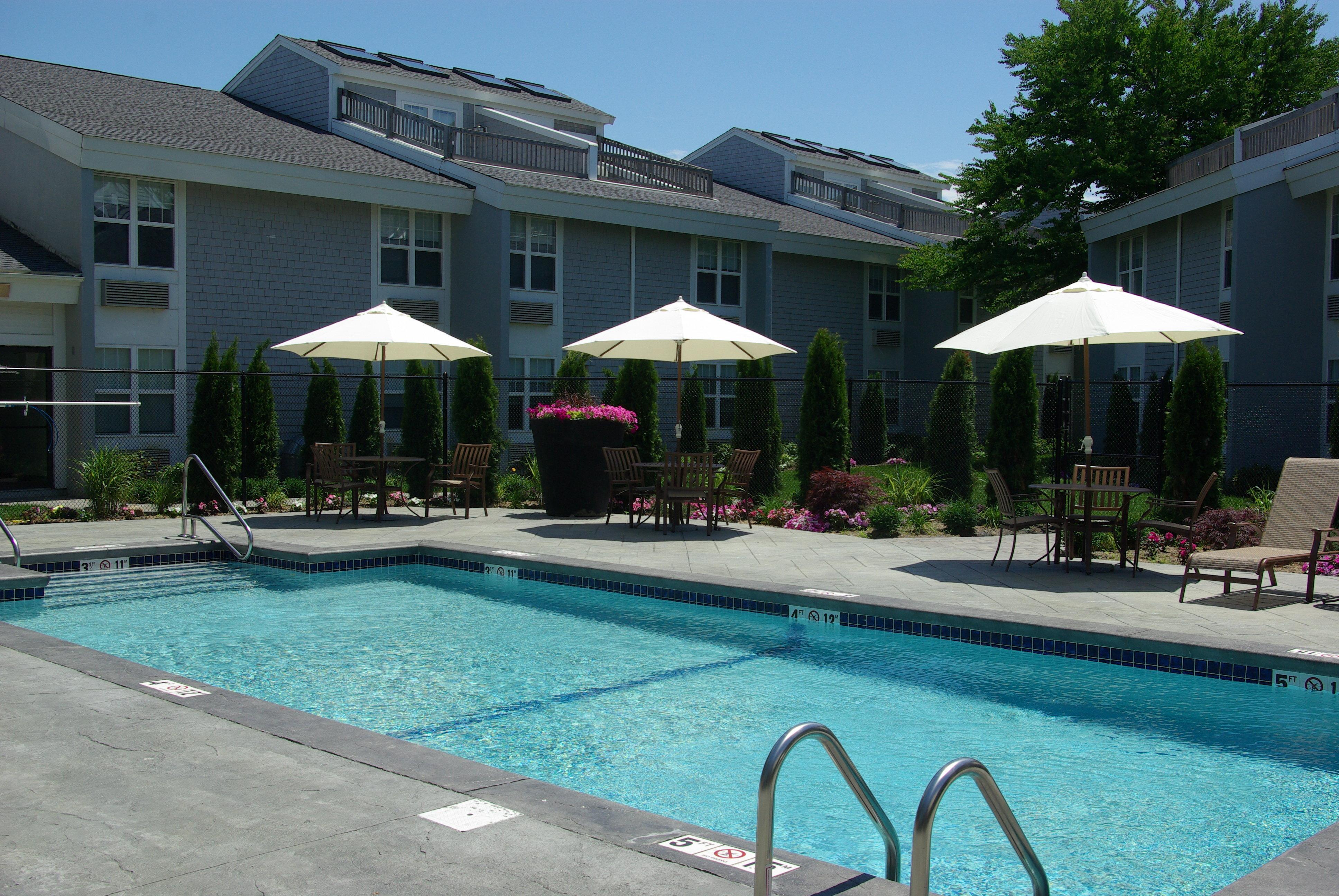 Holiday Inn Cape Cod - Hyannis By Ihg Exterior photo