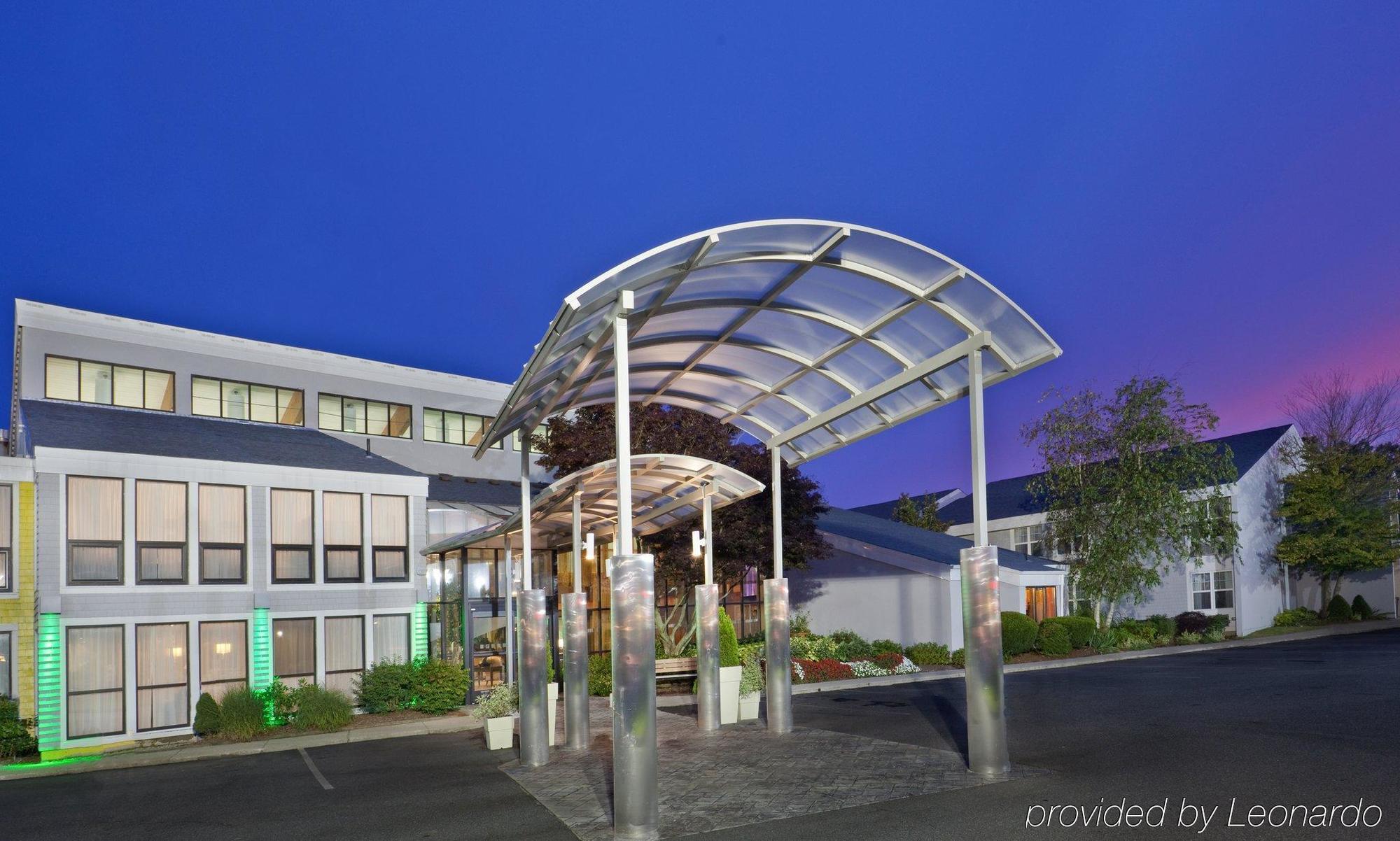 Holiday Inn Cape Cod - Hyannis By Ihg Exterior photo