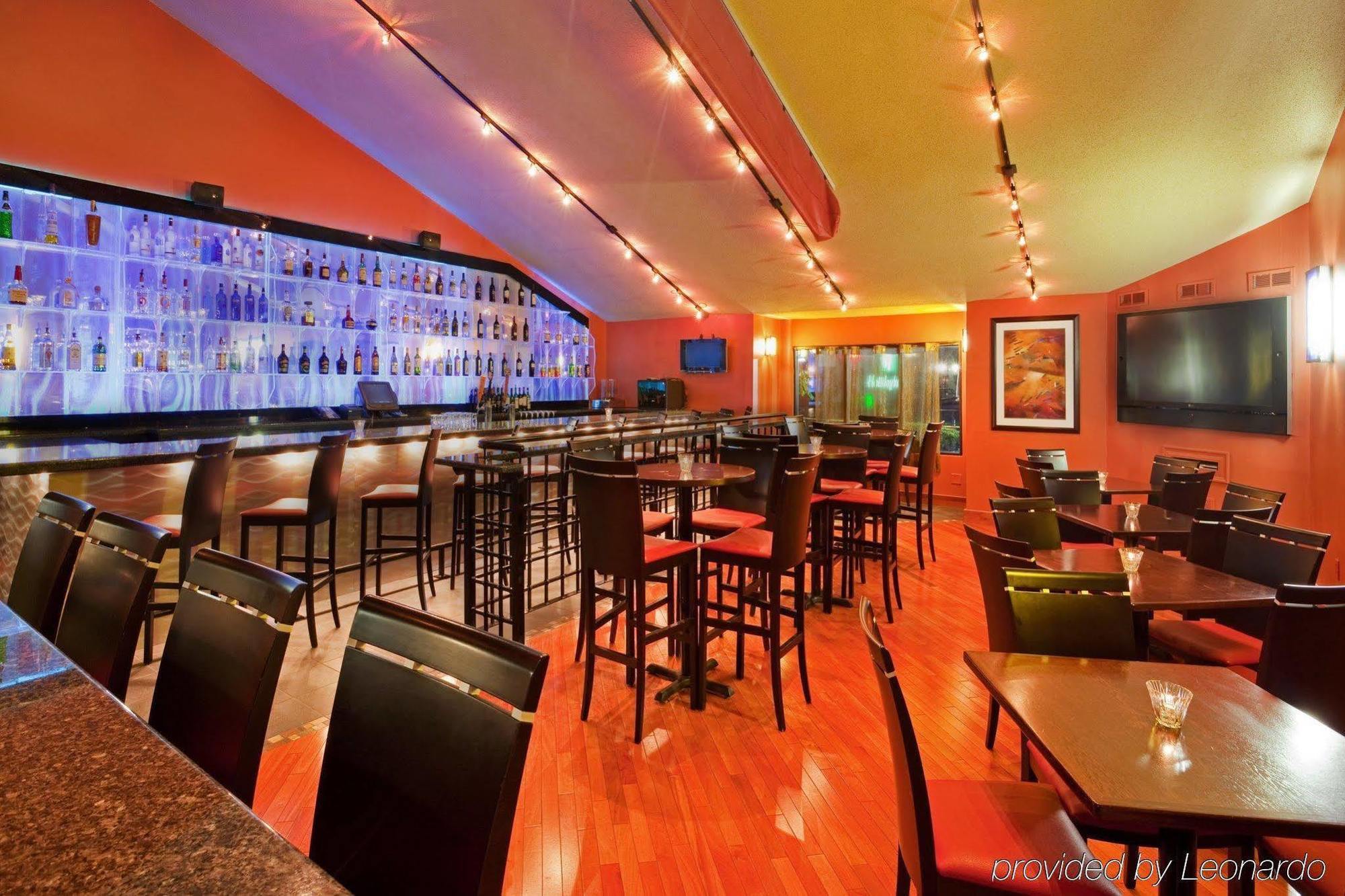 Holiday Inn Cape Cod - Hyannis By Ihg Restaurant photo